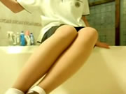 臺灣女孩在衛生間裡發騷